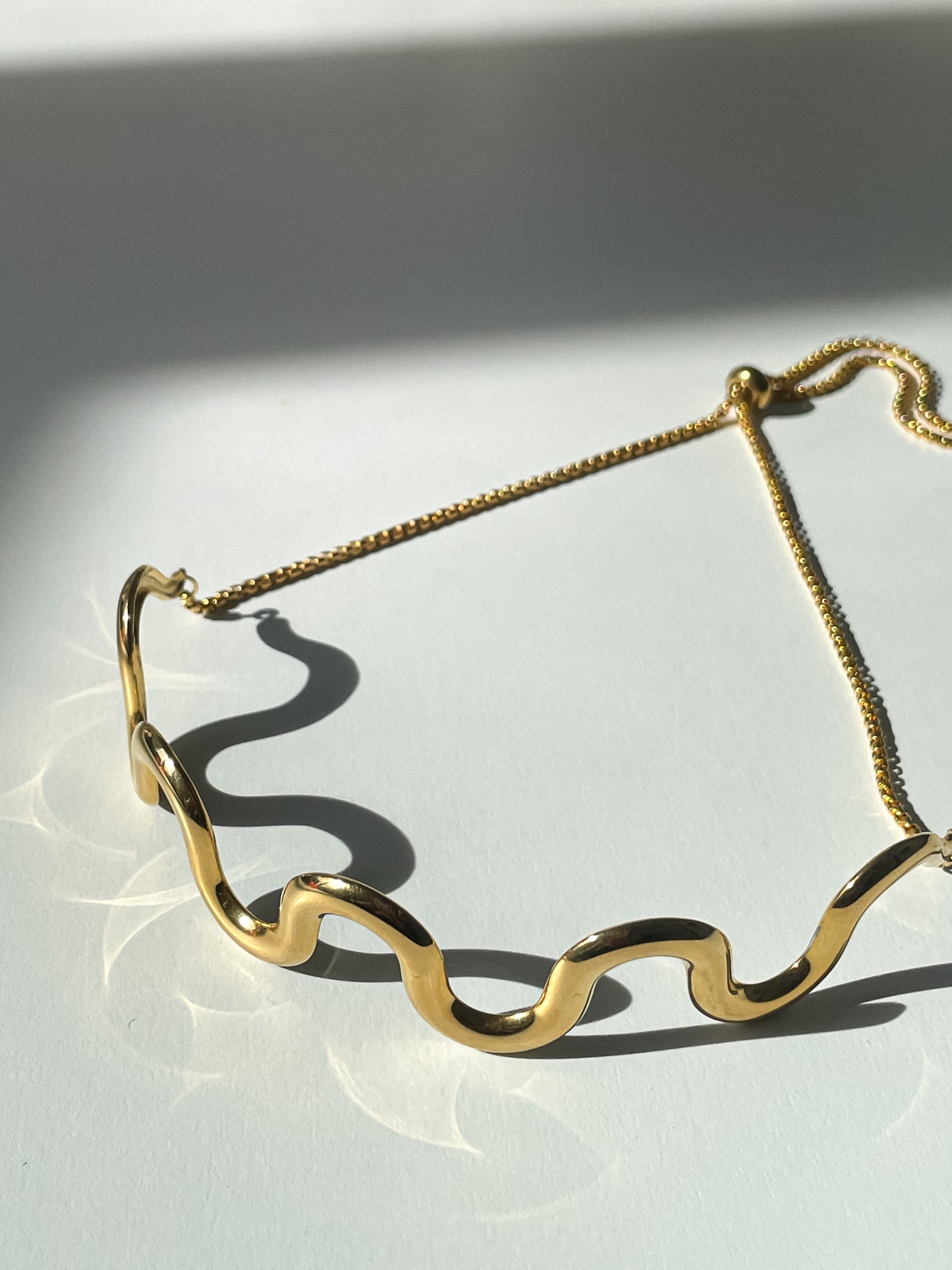 Waves of life Choker