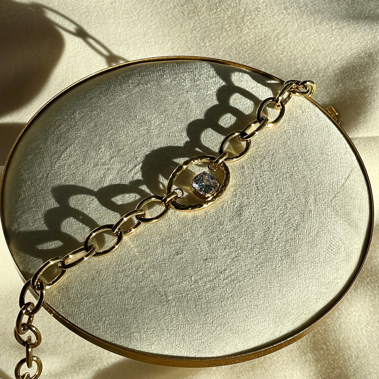 Vision necklace