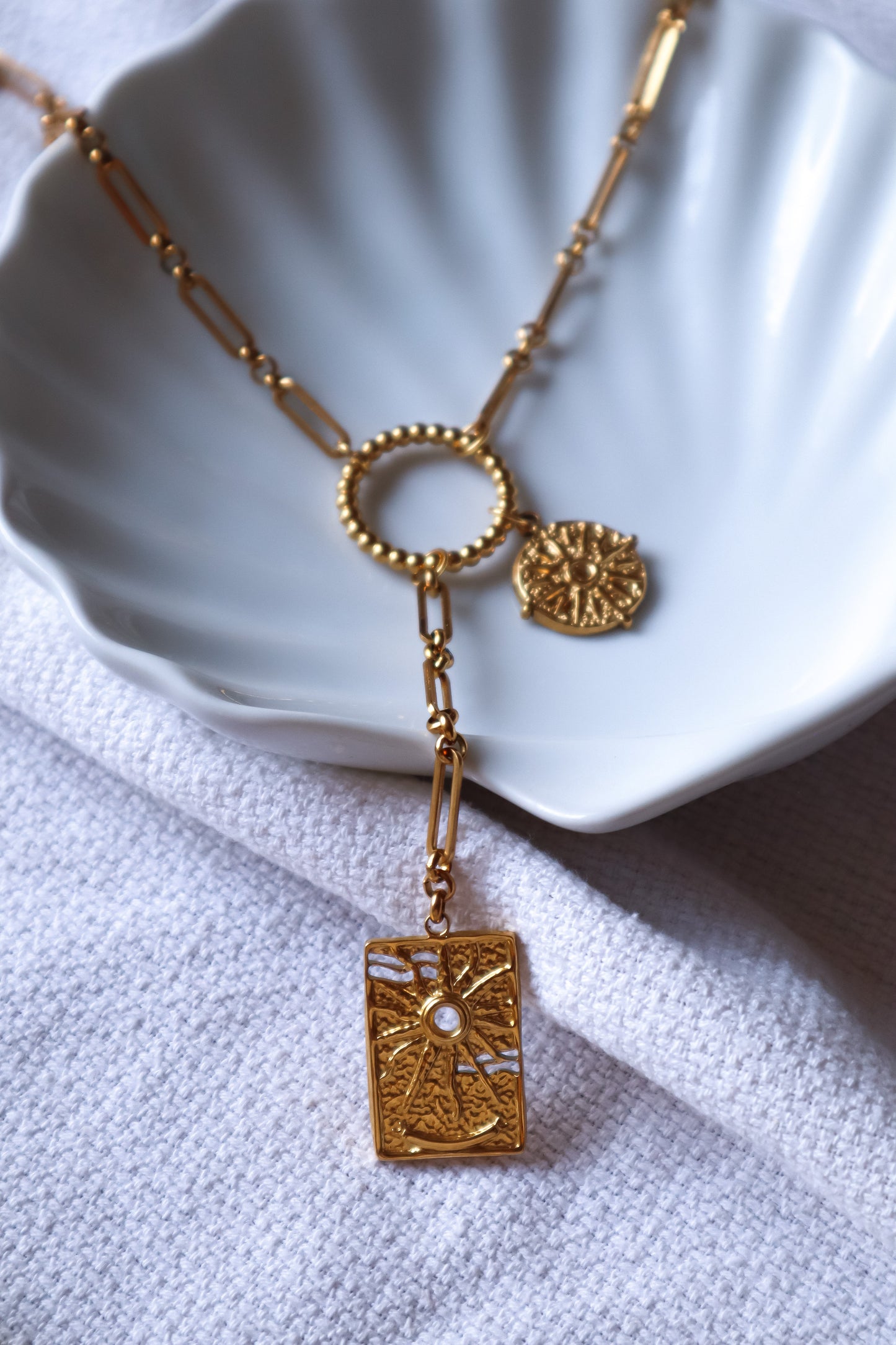 Collier Hector
