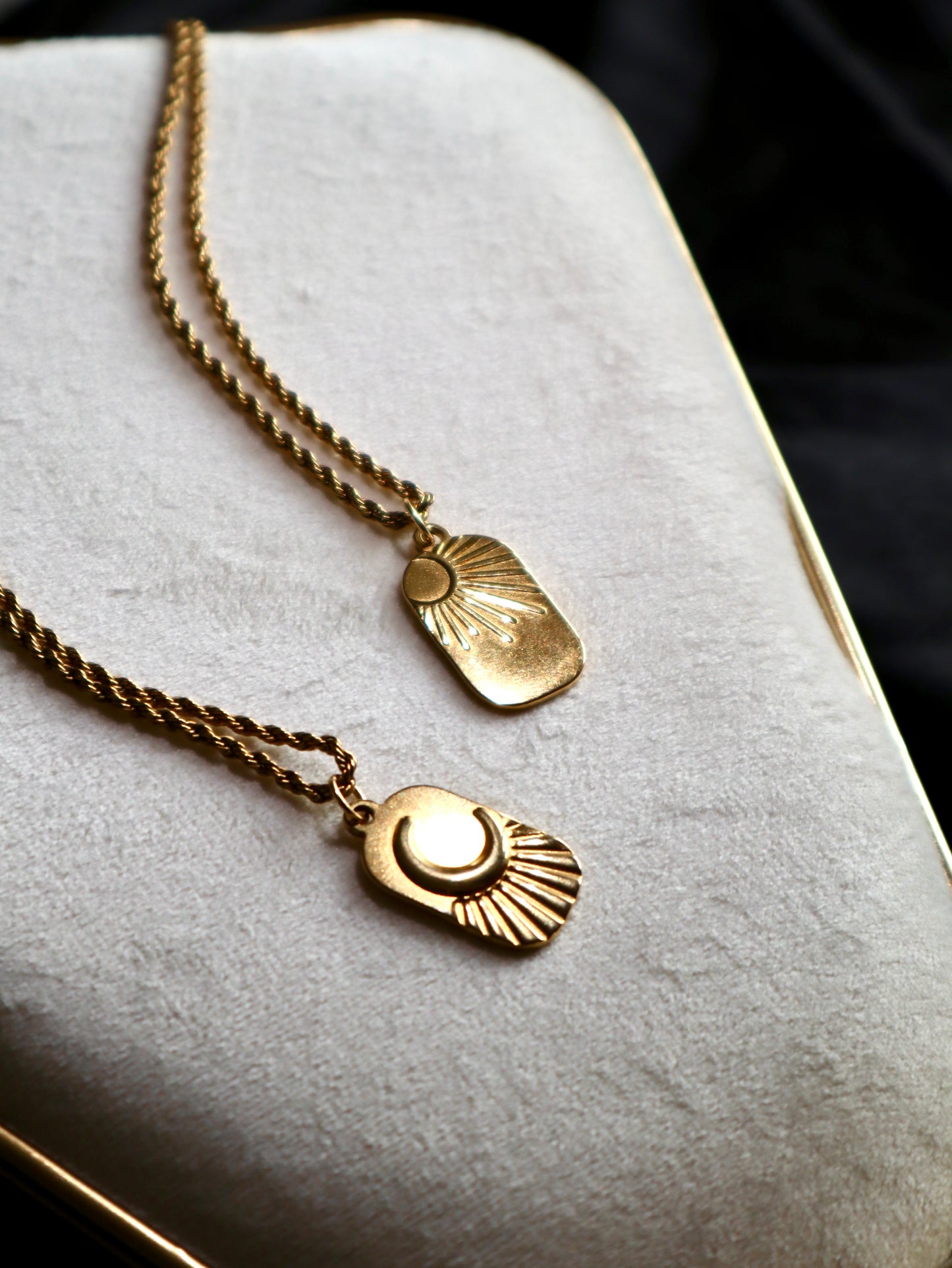 « Love Story » Necklaces