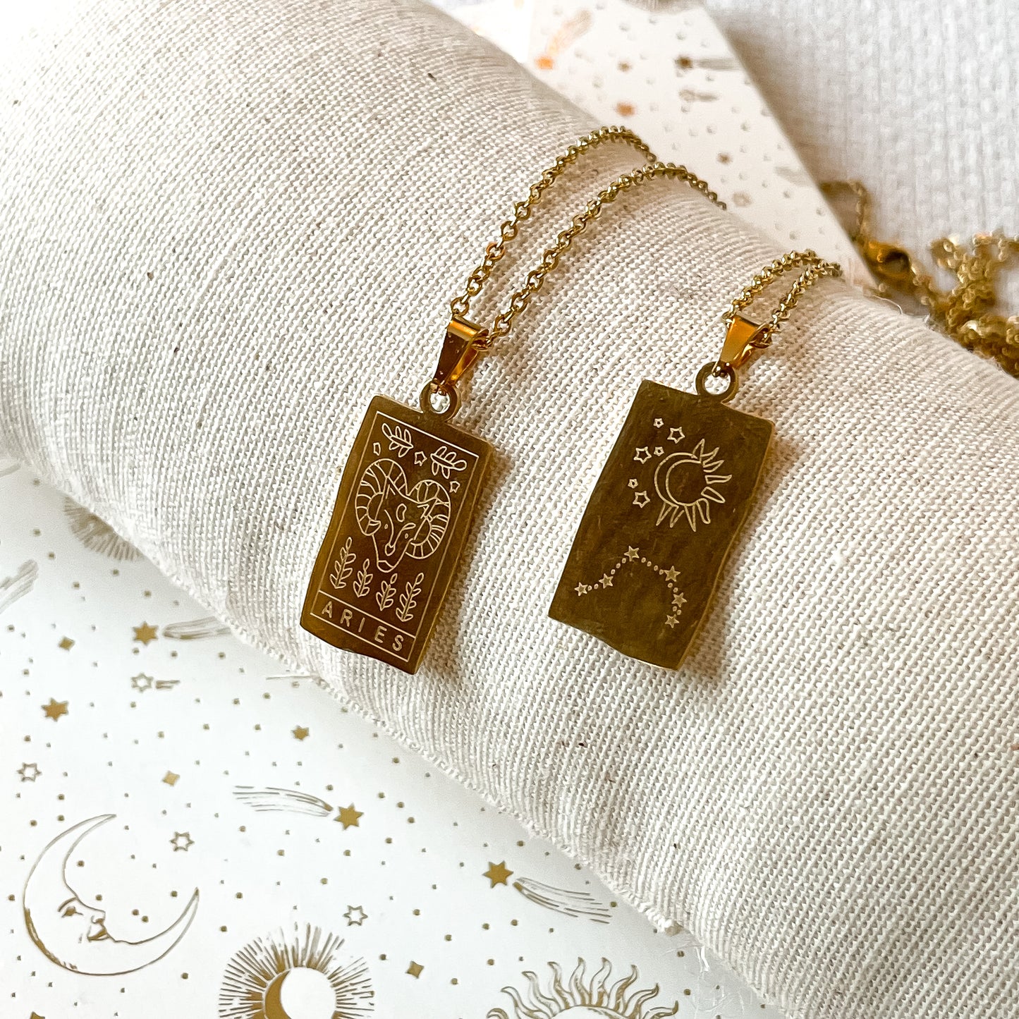 Collier Astro