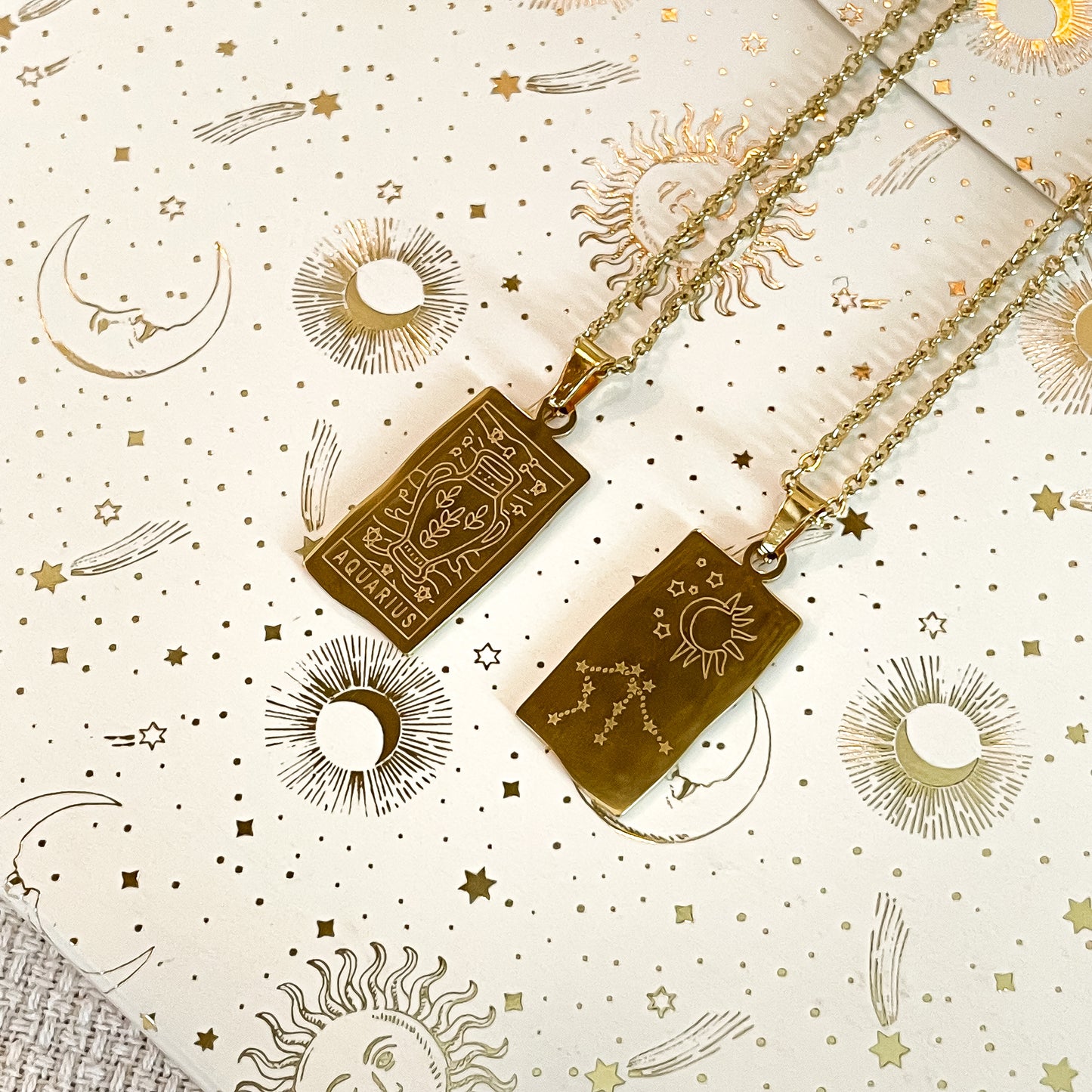 Collier Astro