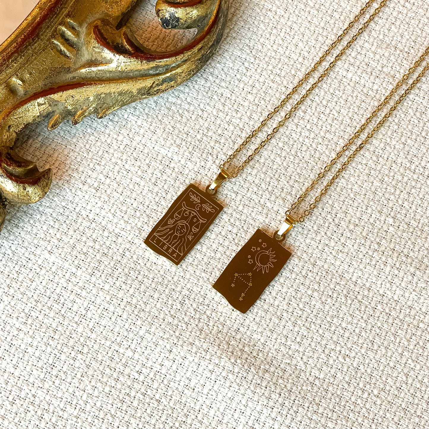 Collier Astro