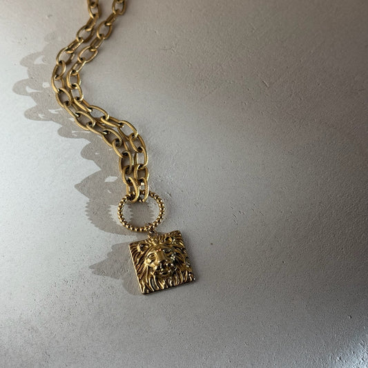 Lord necklace